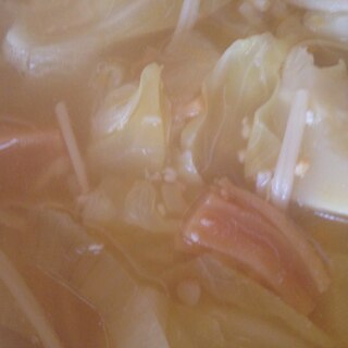 干し貝柱とキャベツとたまねぎとえのきのスープ